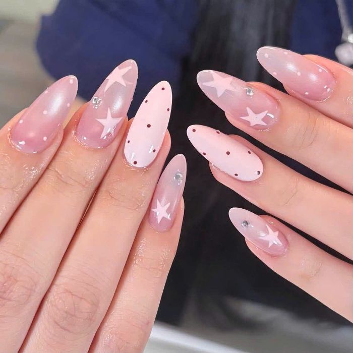Nail art by MAY